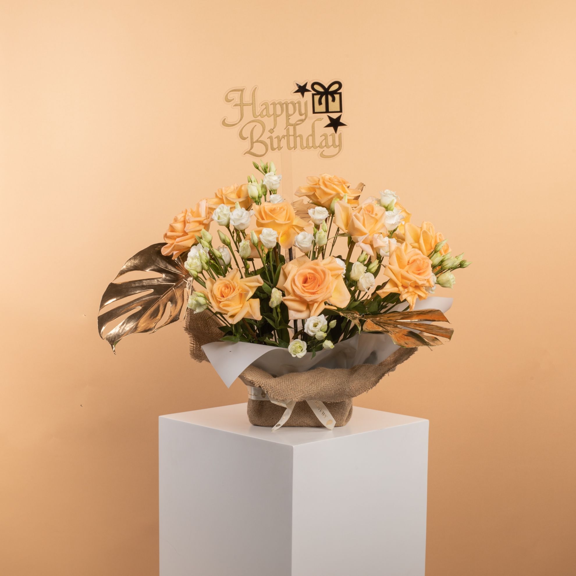 Picture of Savanna Birthday Hand Bouquet| Peach Rose