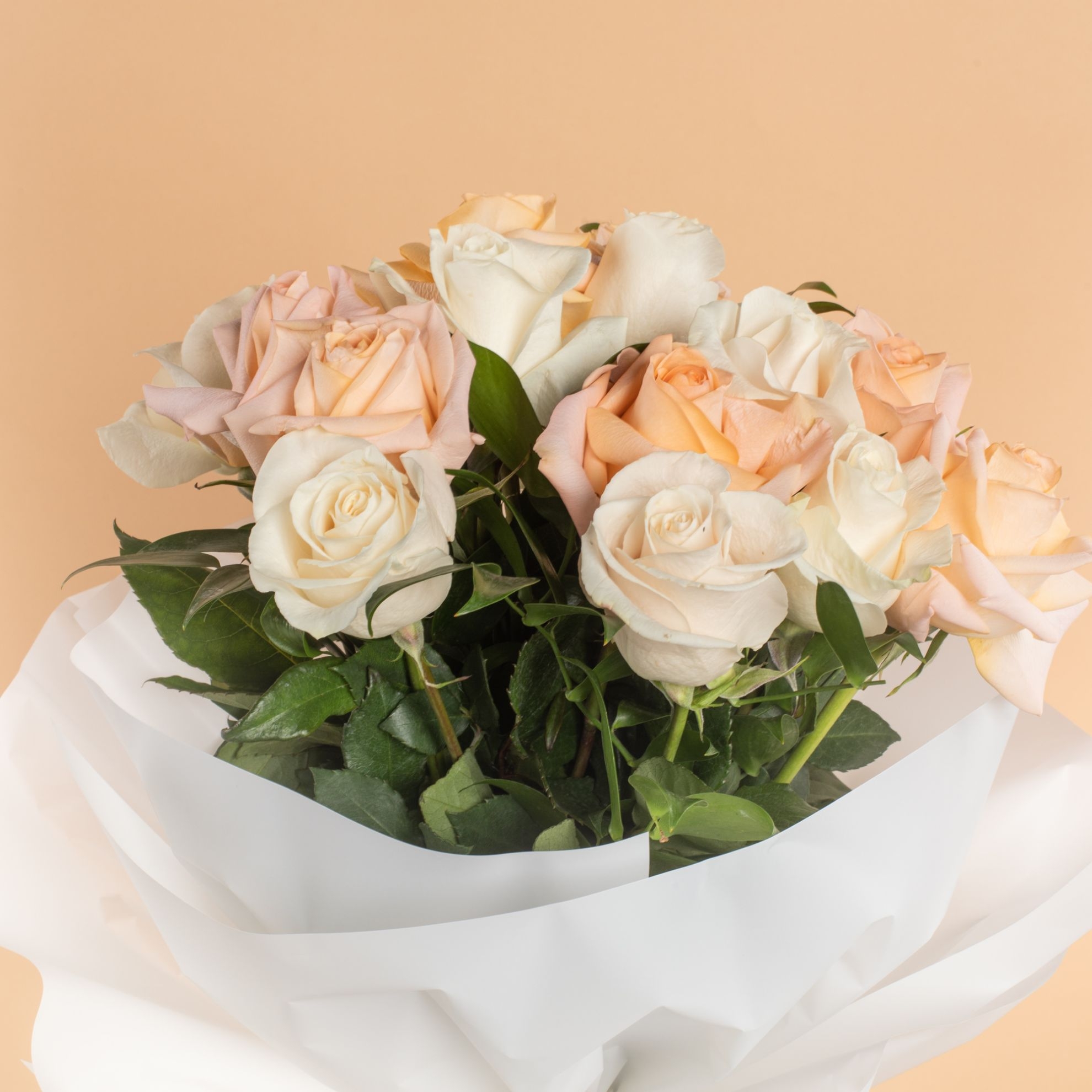 Picture of Savanna  Hand  Bouquet |10 Roses