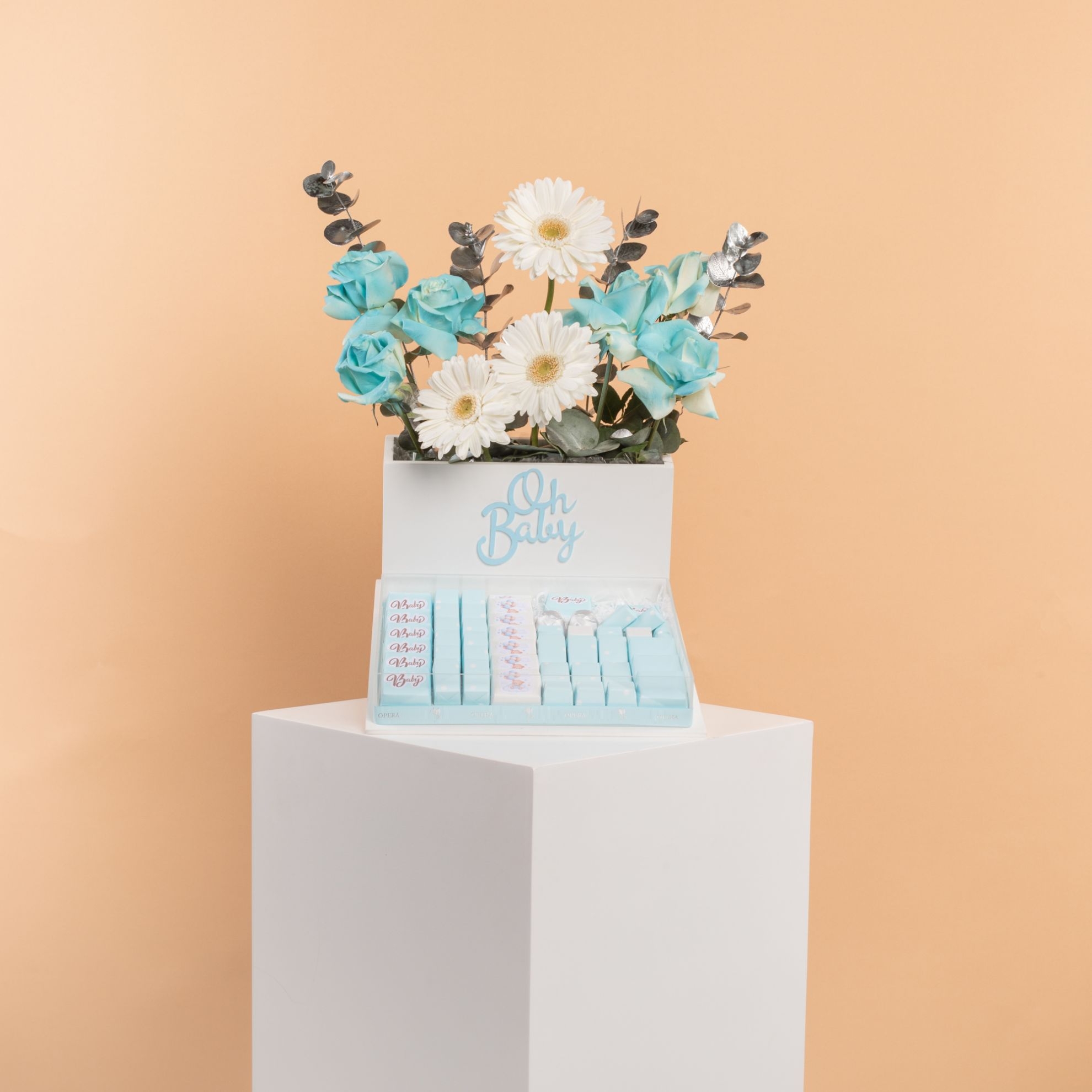 Picture of Opera Welcome Baby Boy Chocolate Tray