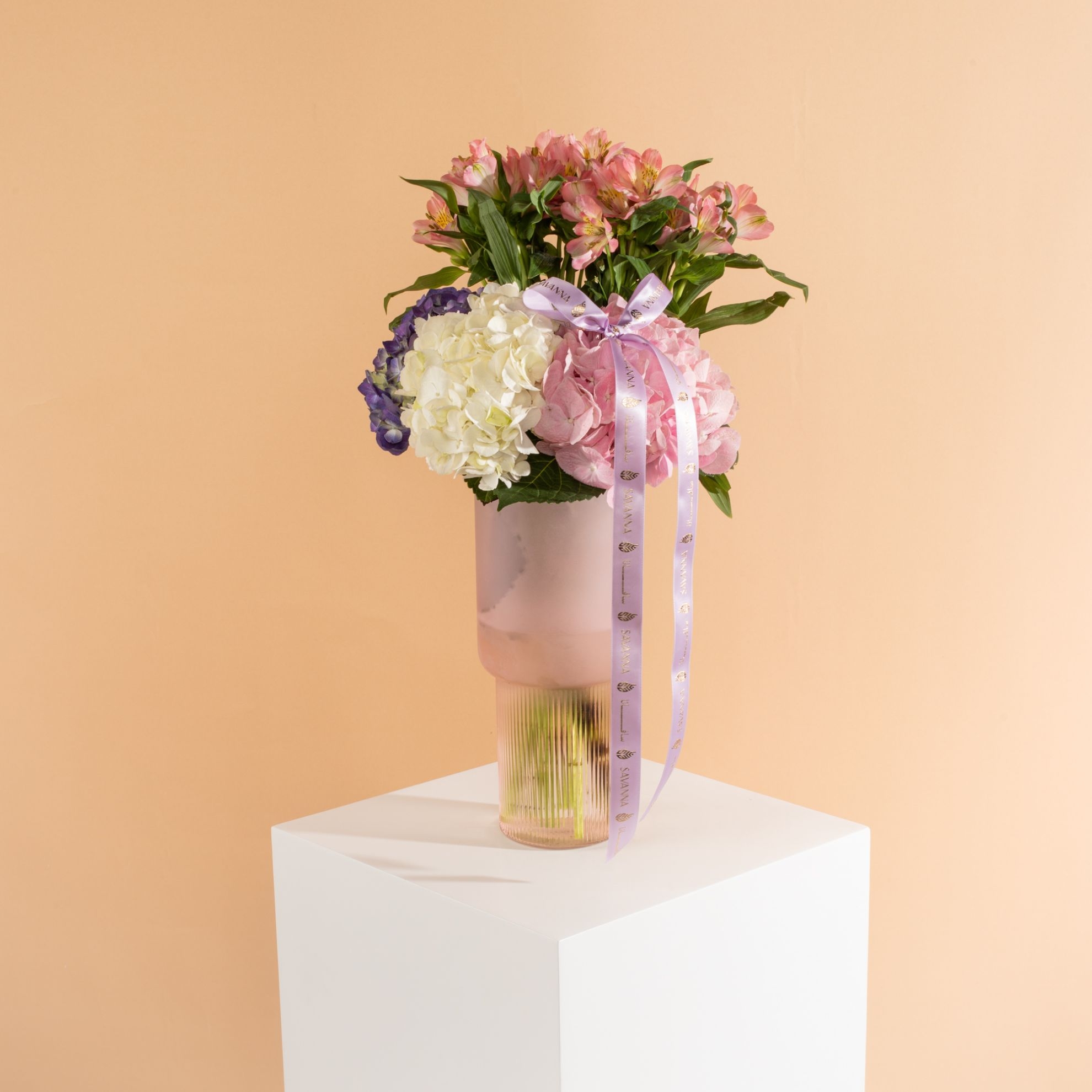 Picture of Savanna Mom Pink Glass Vase