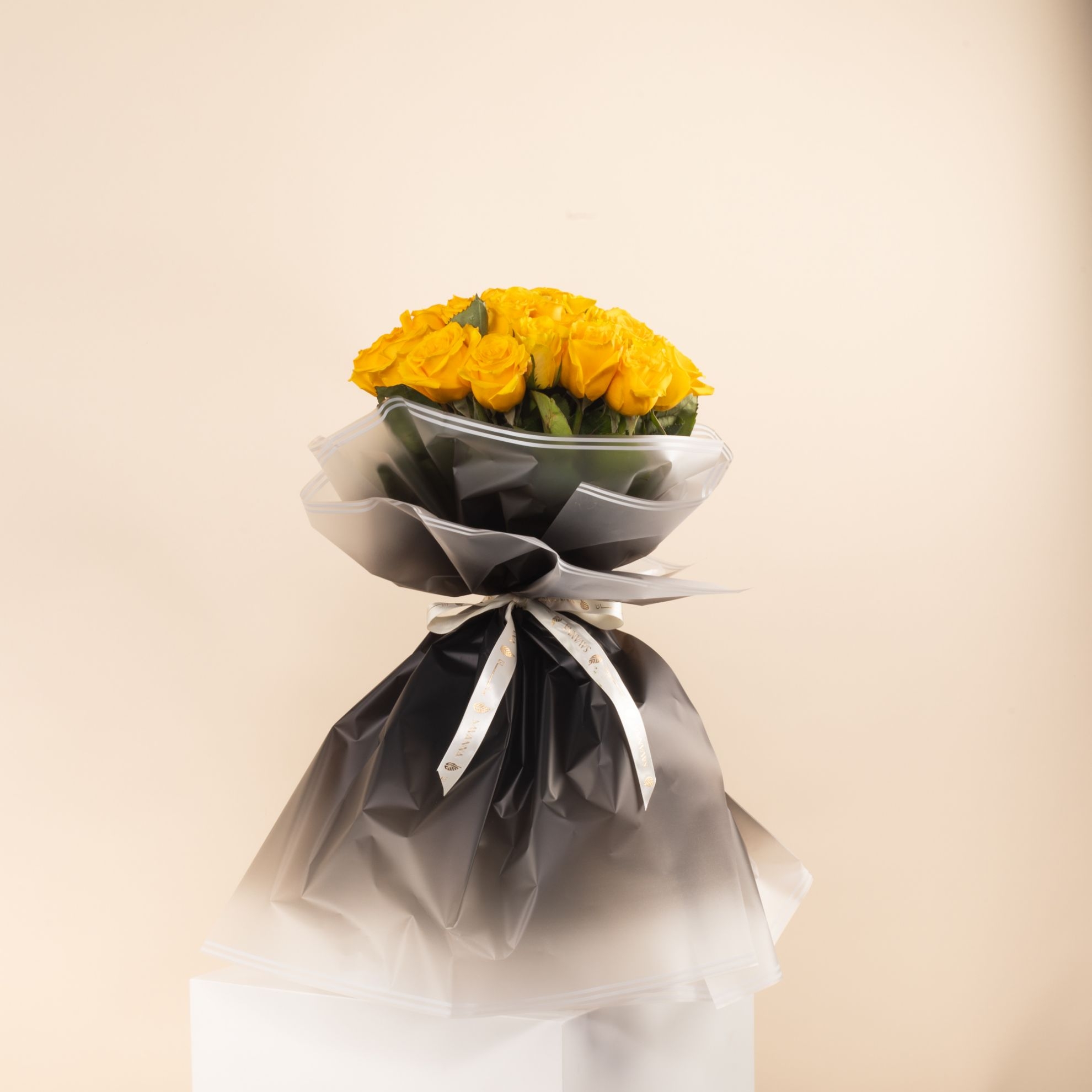 Picture of Savanna Graduation Bouquet |Yellow Rose