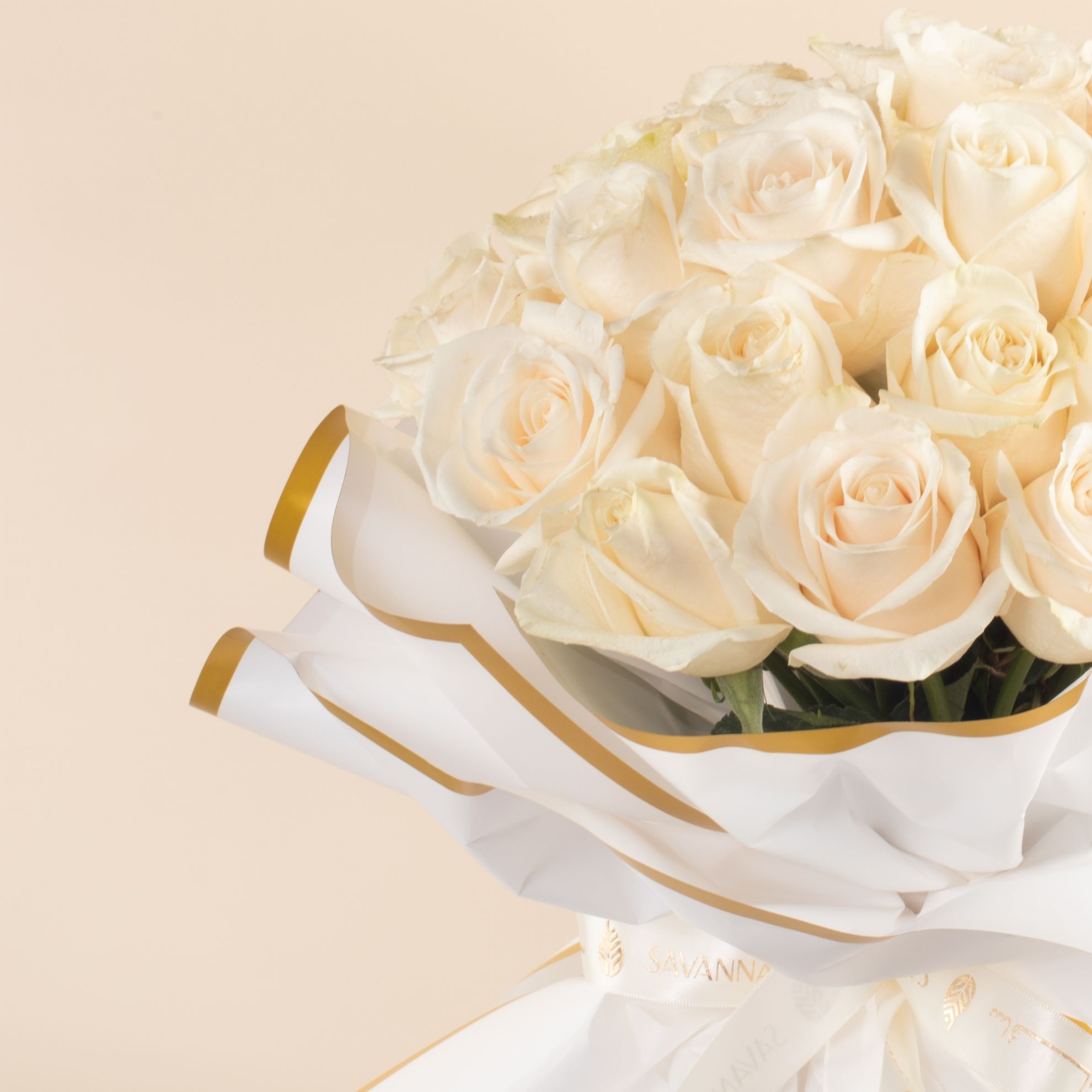 Picture of Savanna Graduation Hnad Bouquet|35 White roses