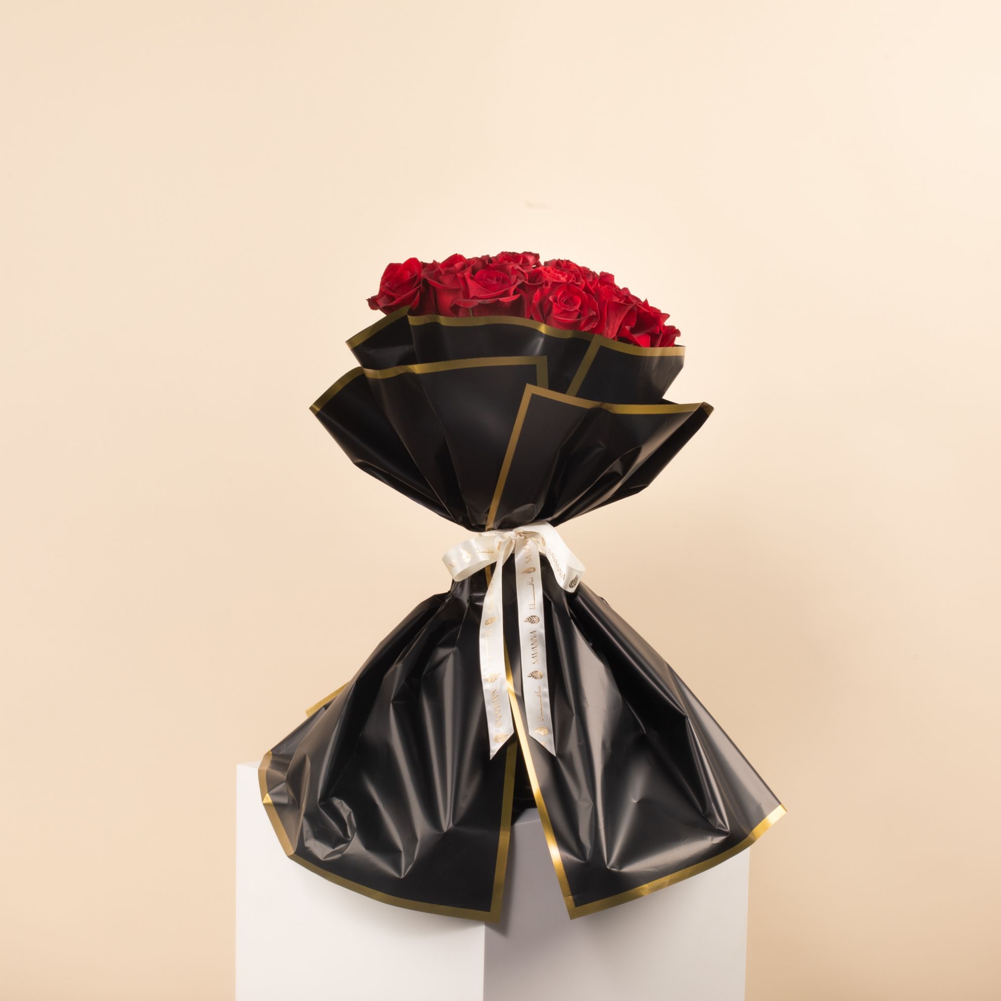 Picture of Savanna Graduation Hand Bouquet |35 Red Roses
