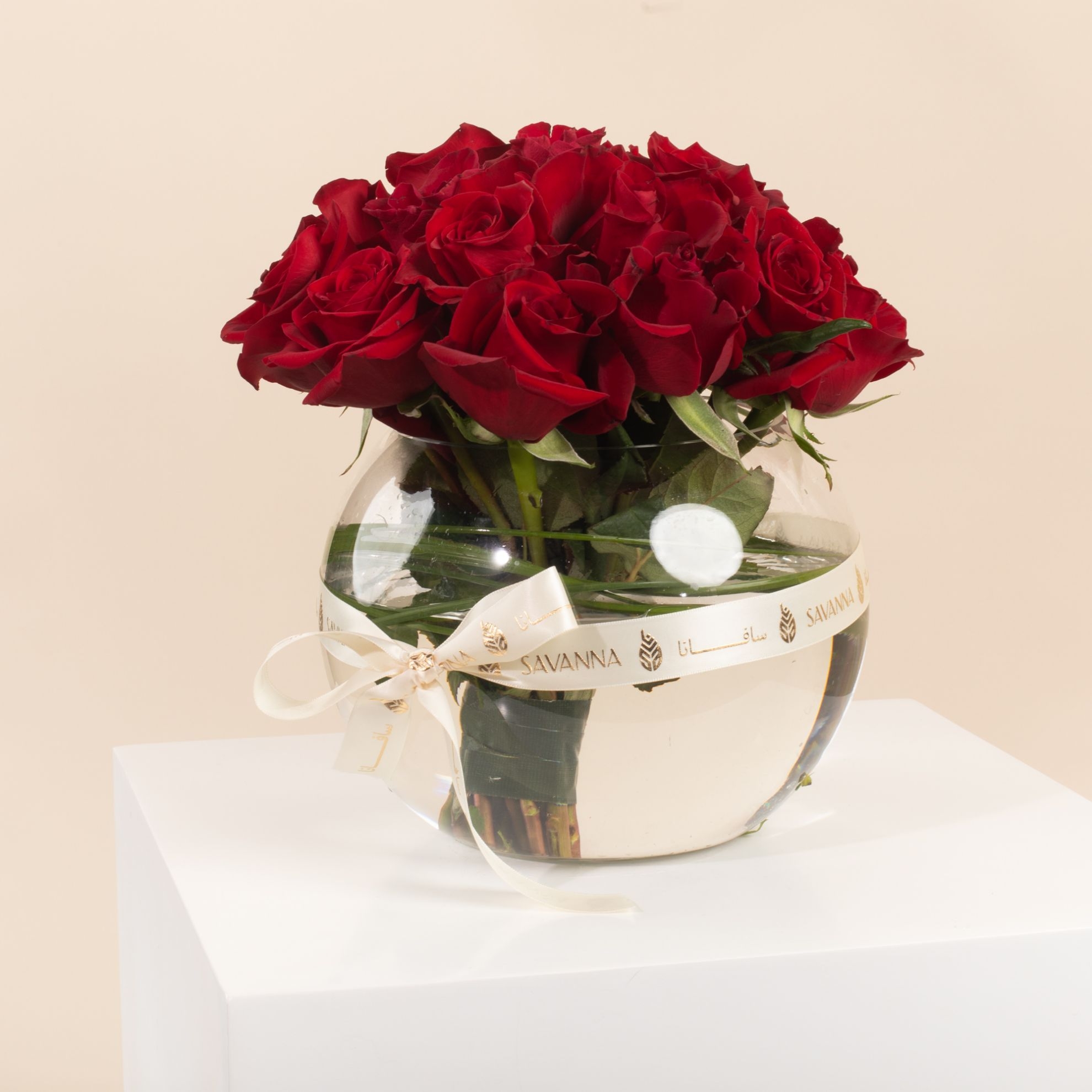 Picture of Graduation vase |20 Red roses