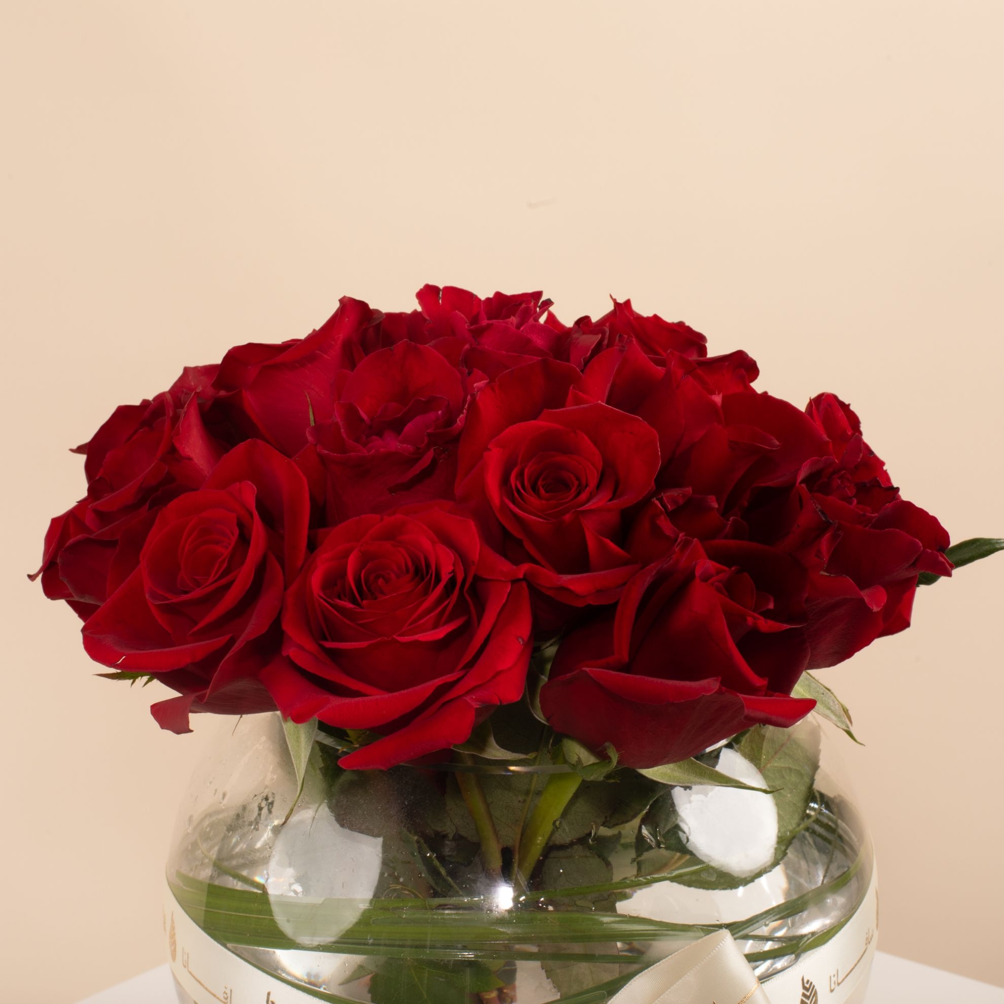 Picture of Graduation vase |20 Red roses