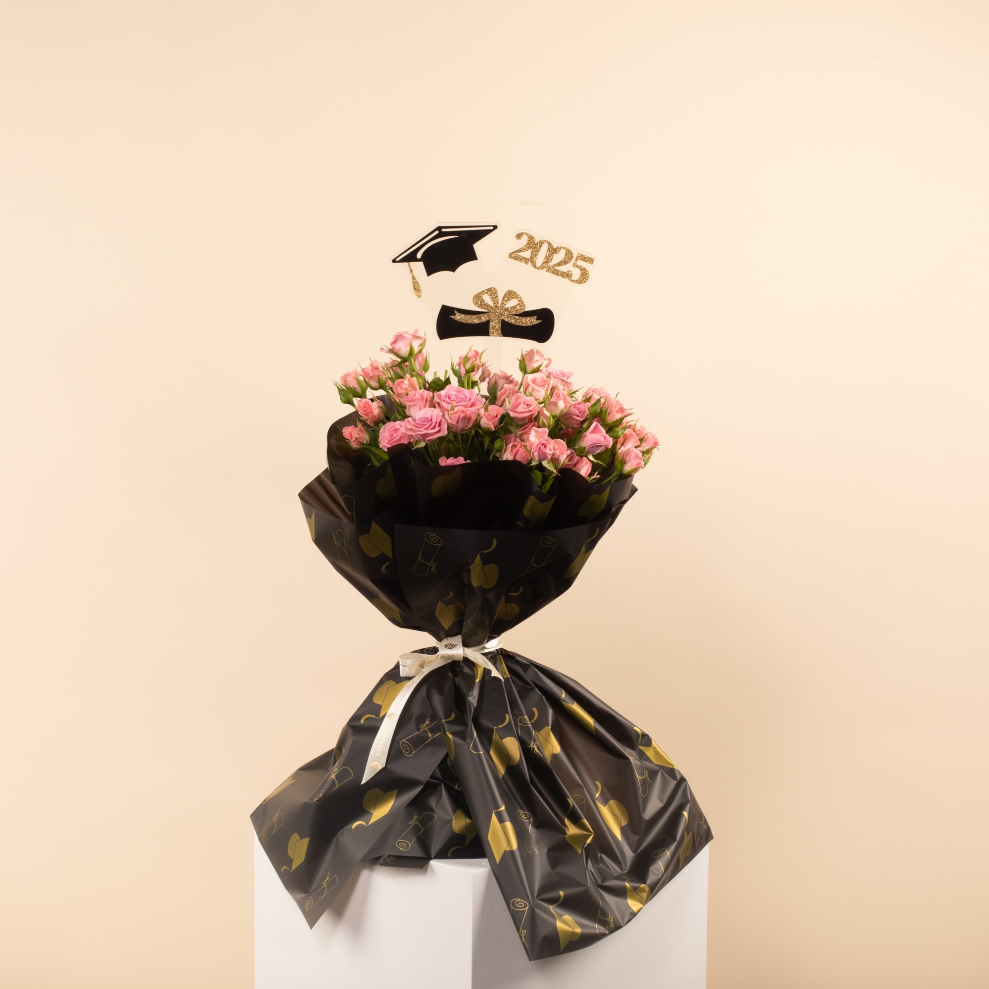 Picture of Baby Rose Pink Gratuation Flowers
