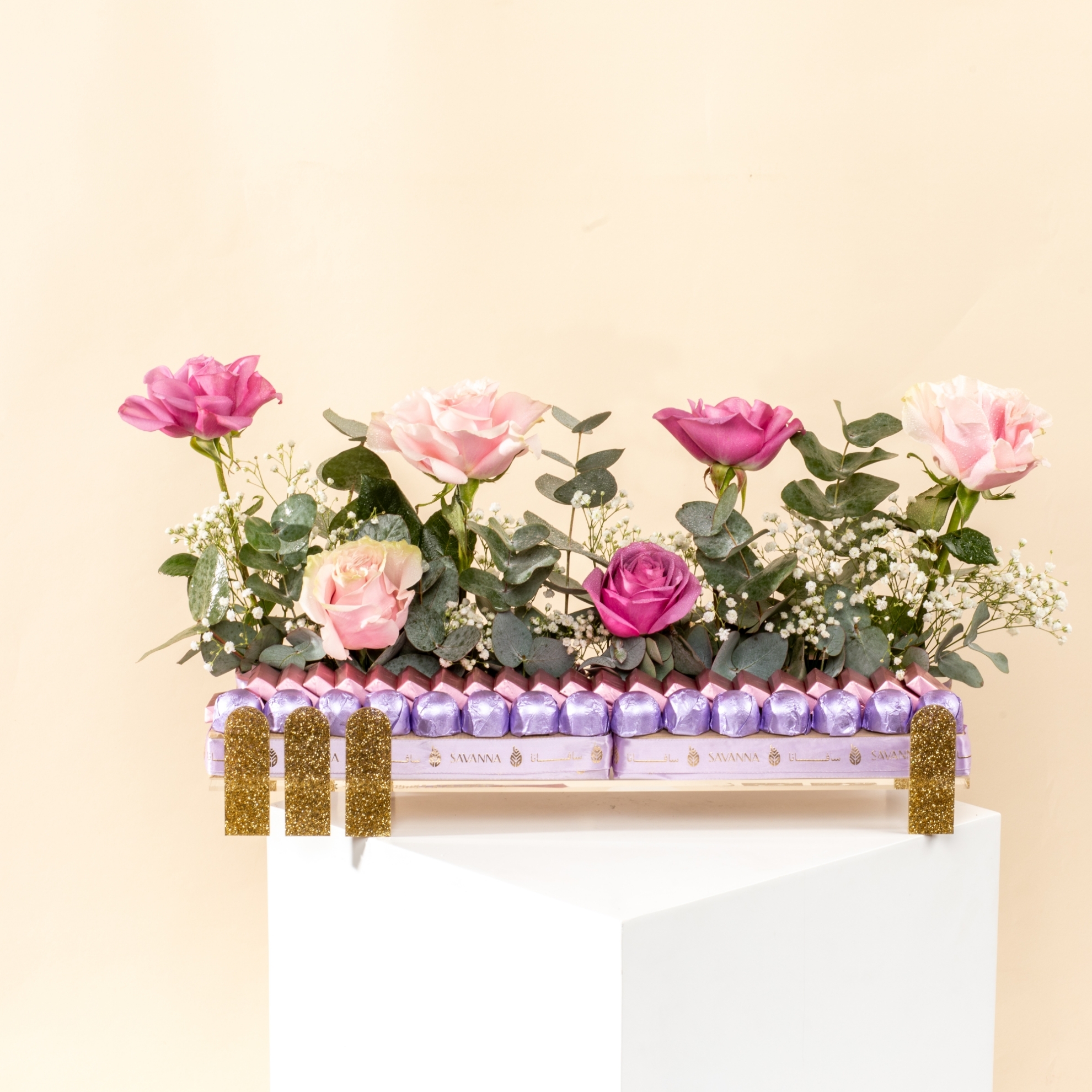 Picture of Savanna Chocolate Tray 36 pcs | Flowers