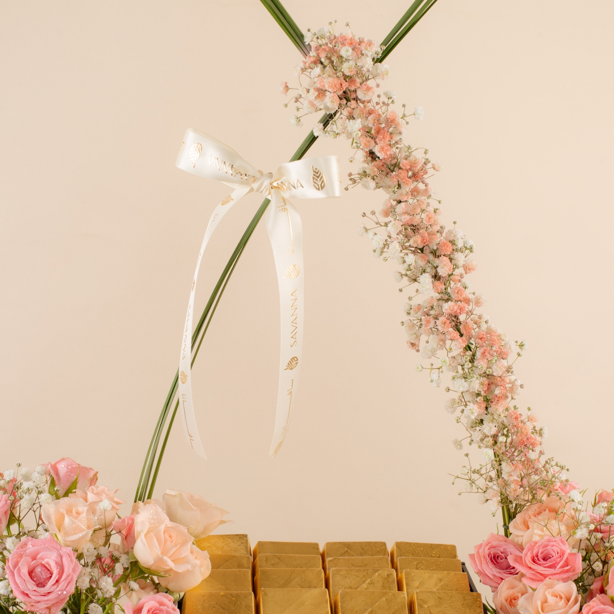 Picture of Congratulation Savanna Flowers Box | Chocolate