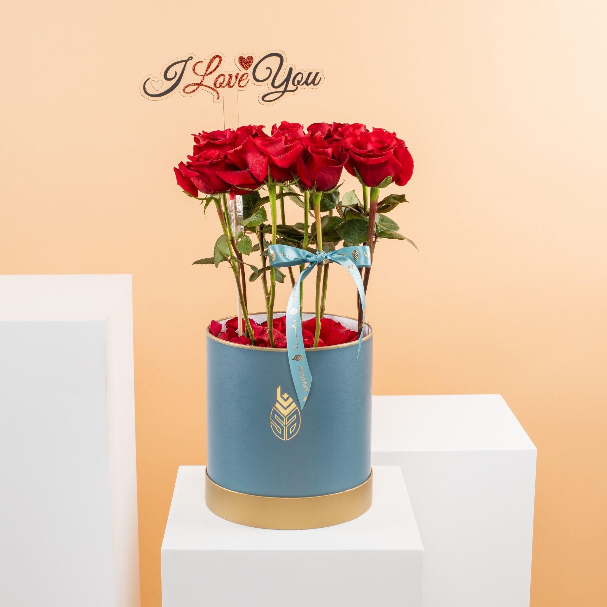 Picture of Savanna Round Box Red Rose |Love Stick