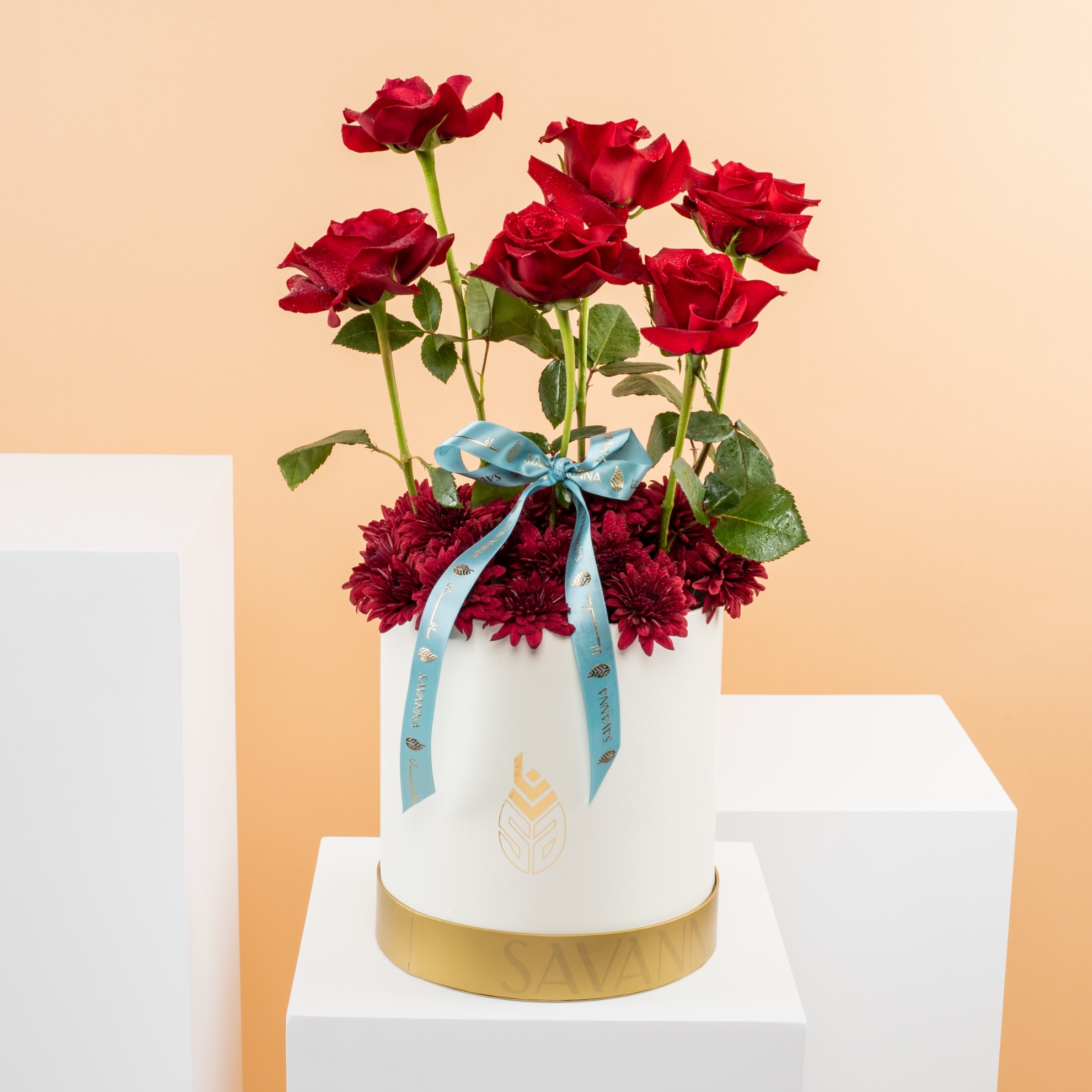 Picture of Savanna Round Box |Red Rose
