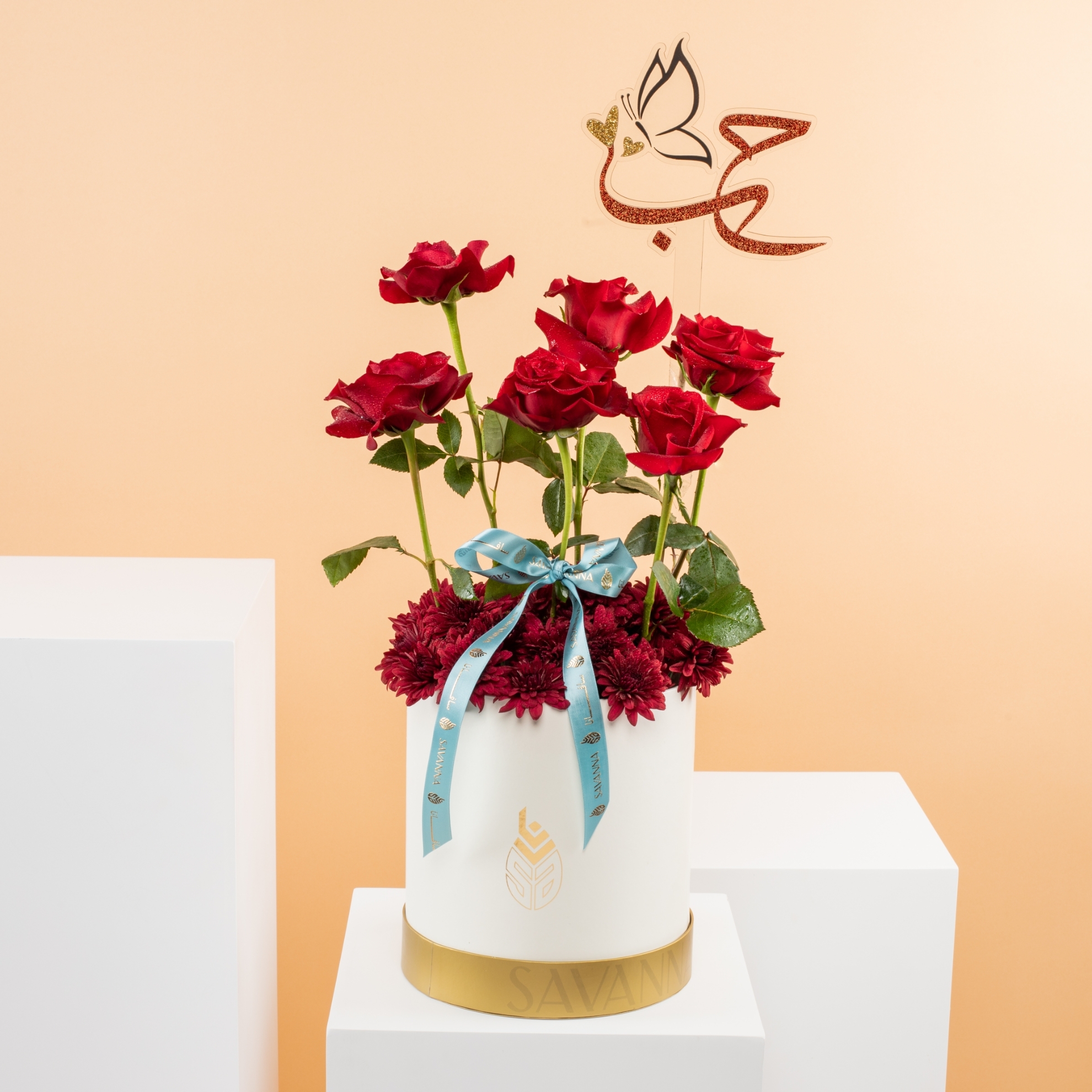 Picture of Savanna Round Box |Red Rose