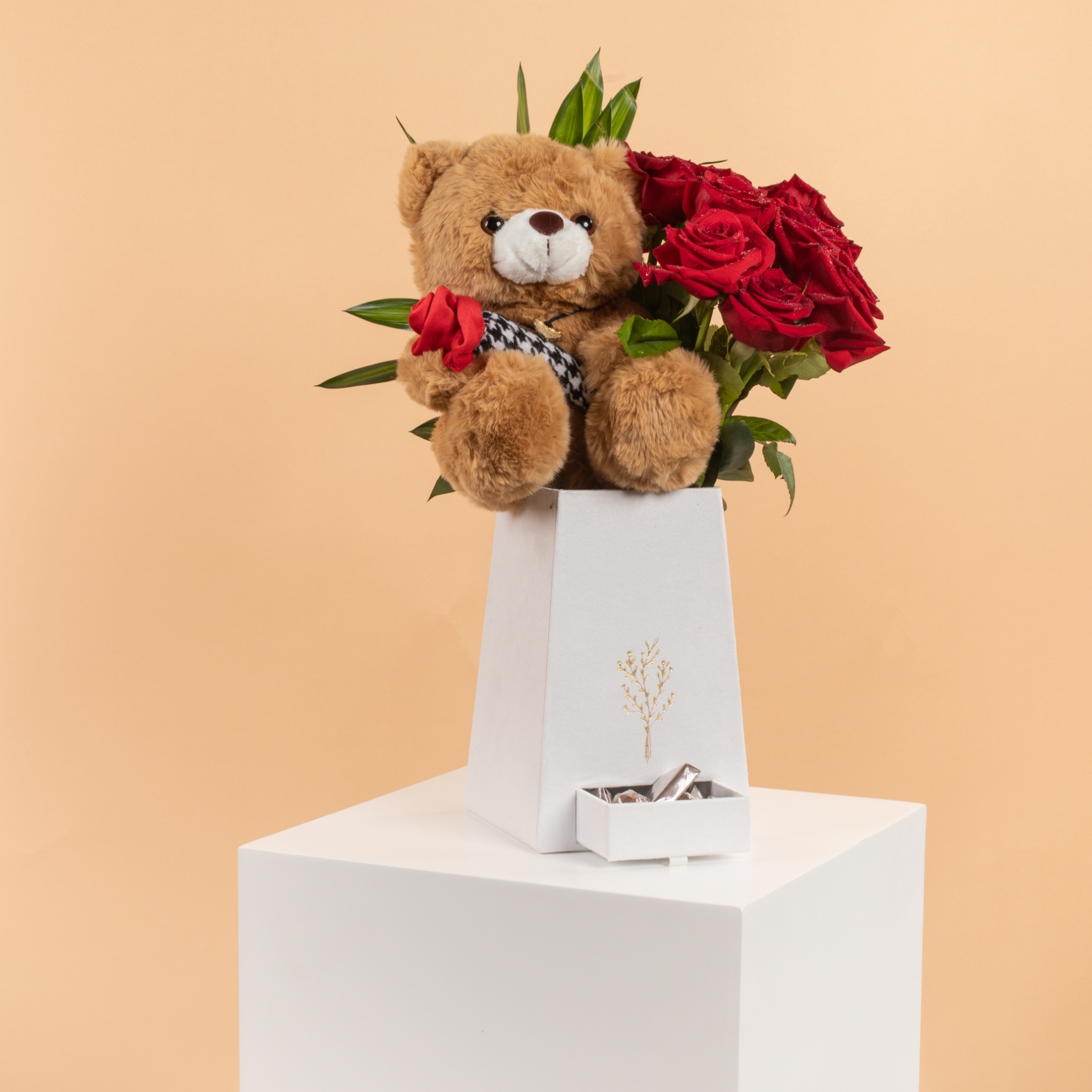 Picture of Savanna Flowers  Chocolate  Box  |  Brown Teddy Bear