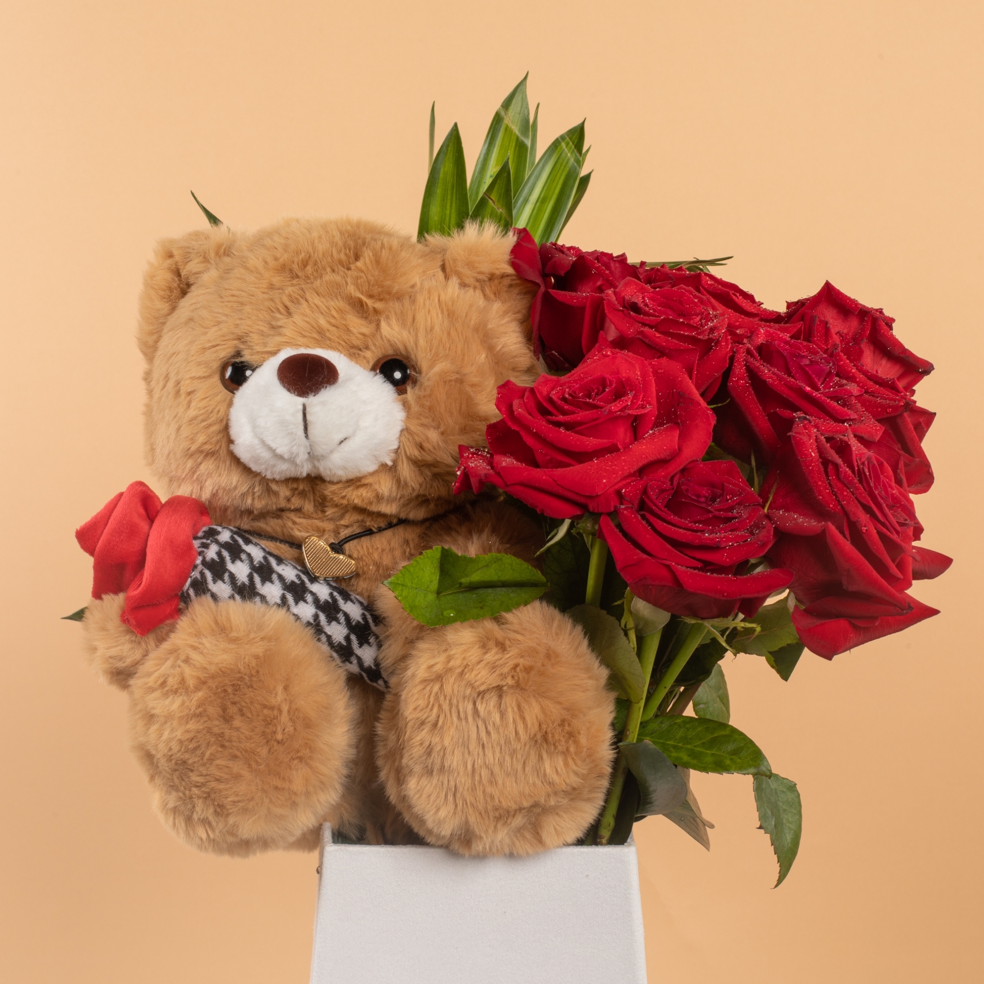 Picture of Savanna Flowers  Chocolate  Box  |  Brown Teddy Bear