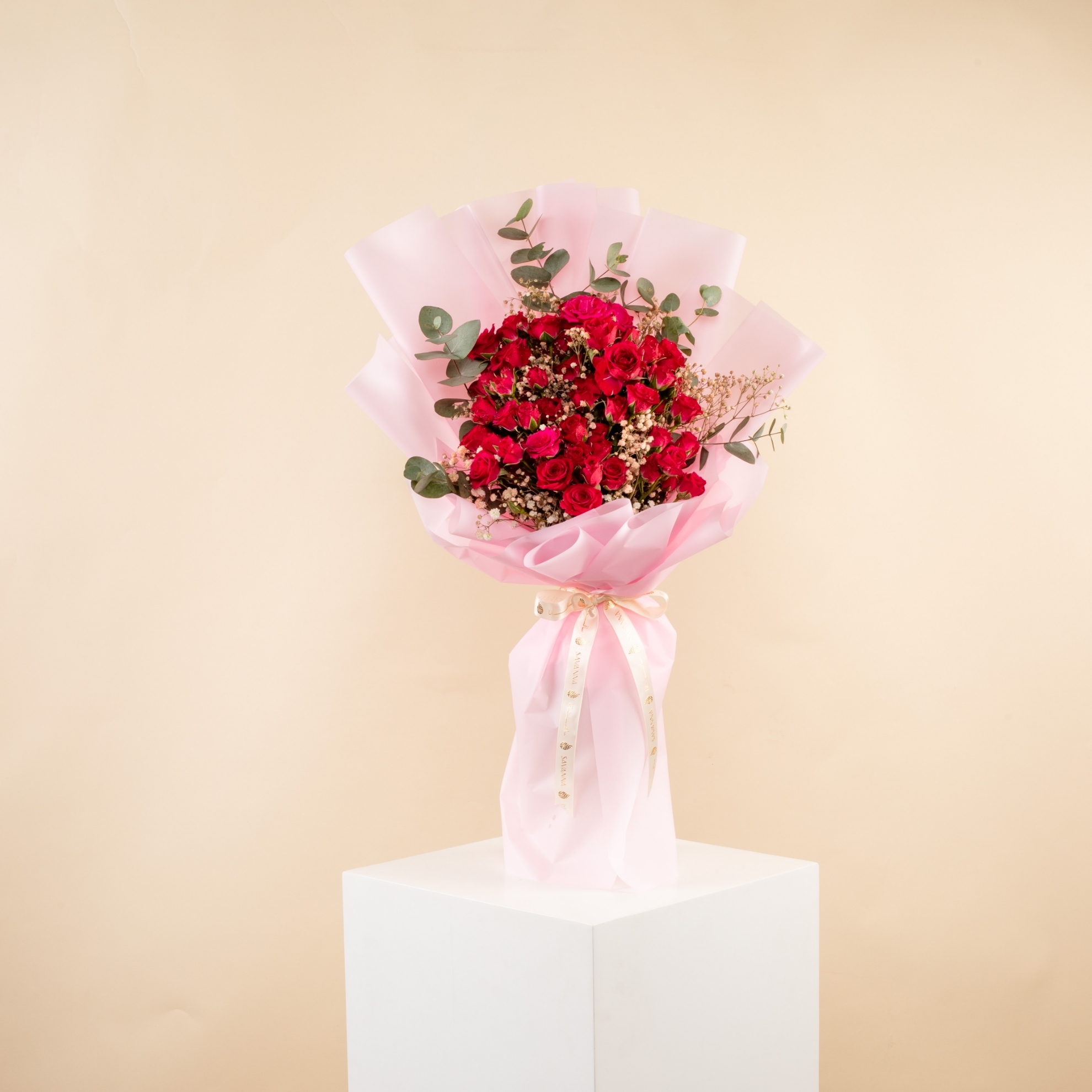 Picture of Baby Rose Fuchsia Hand Bouquet