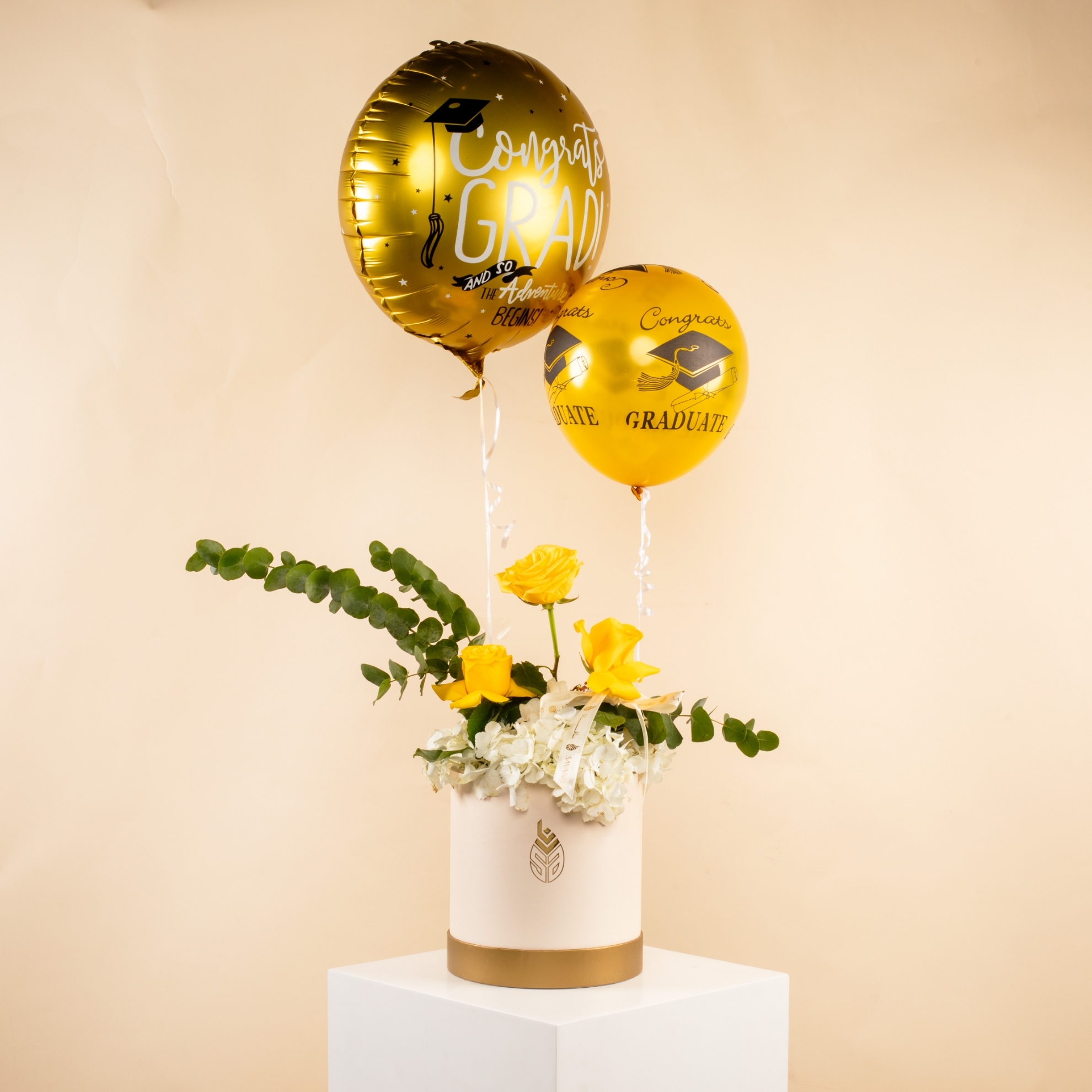 Picture of Savanna Flowers Box | Graduation Balloon