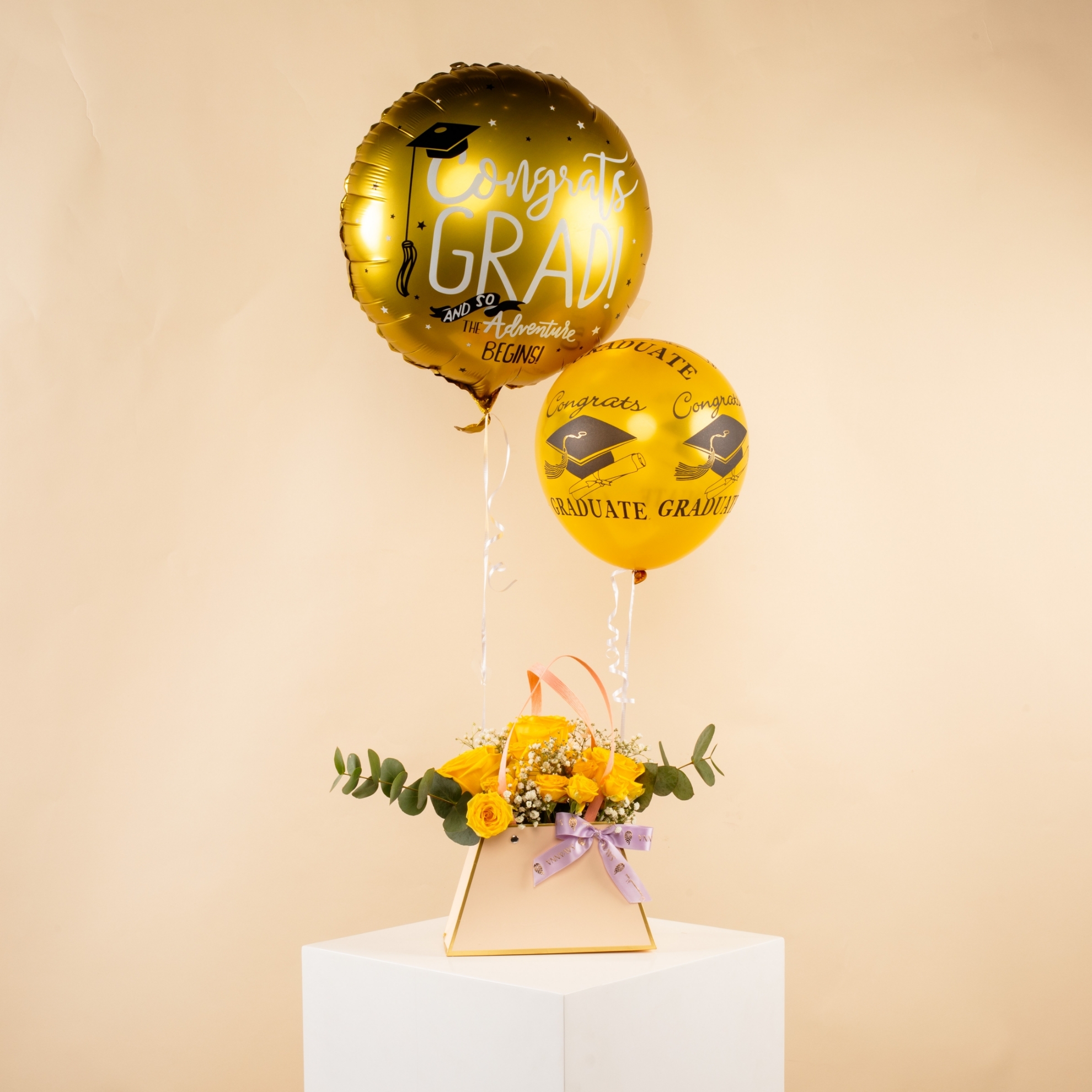 Picture of Savanna Pink Flowers Bag | Graduation Balloon
