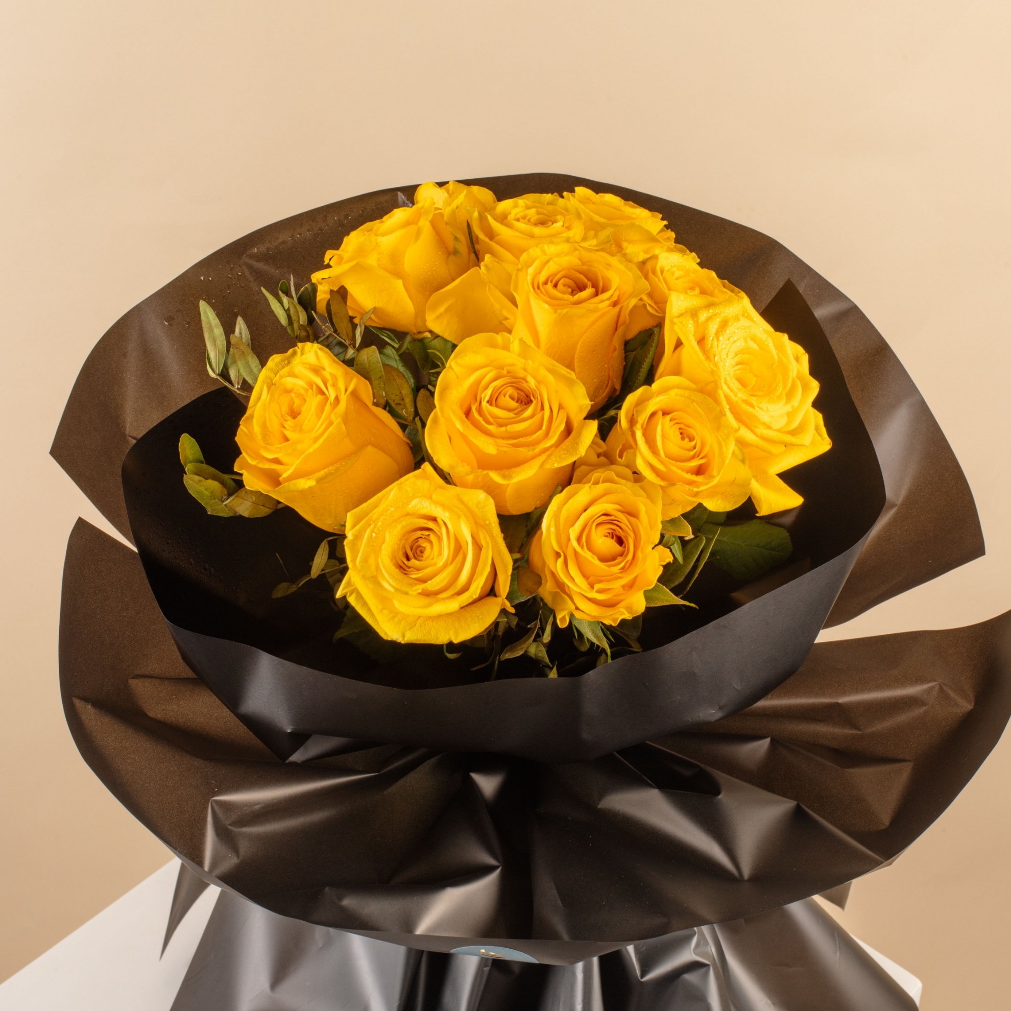 Picture of 10 Yellow Roses