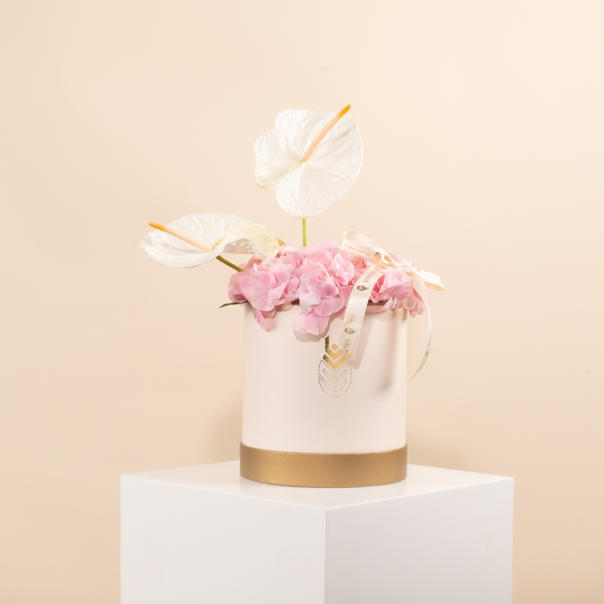 Picture of Savanna  Flowers Box |hydrangea Pink