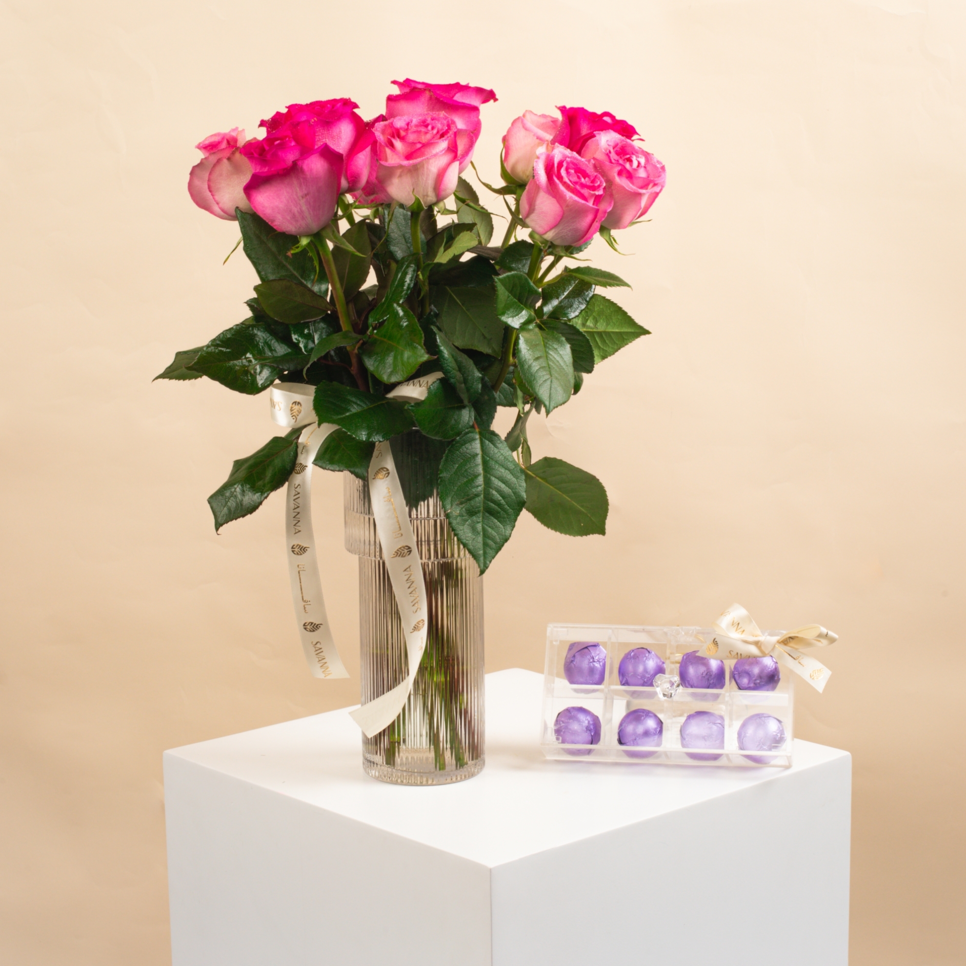 Picture of Fuchsia Rose | Chocolate 8Pcs