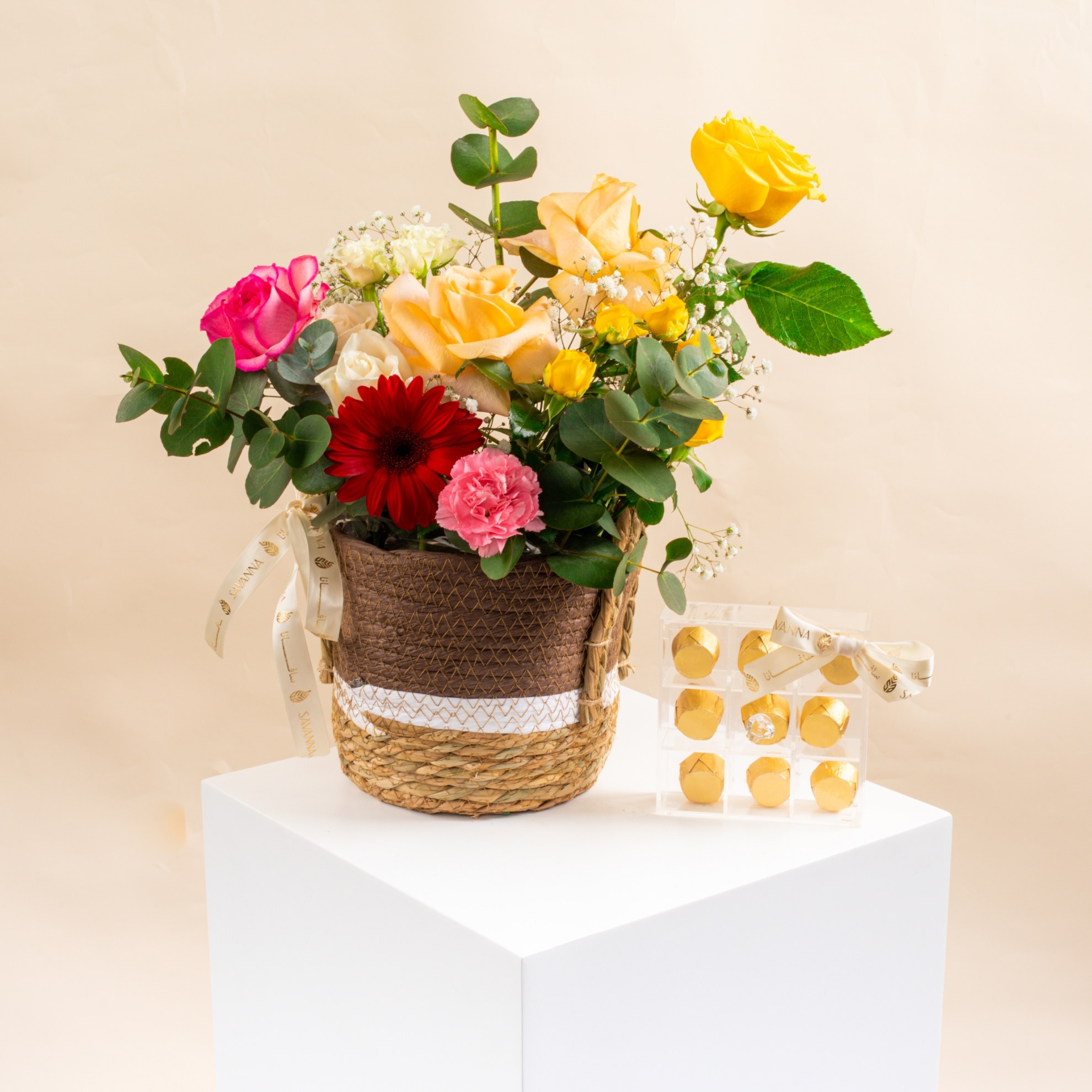 Picture of Flowers Basket |Chocolate 9Pcs