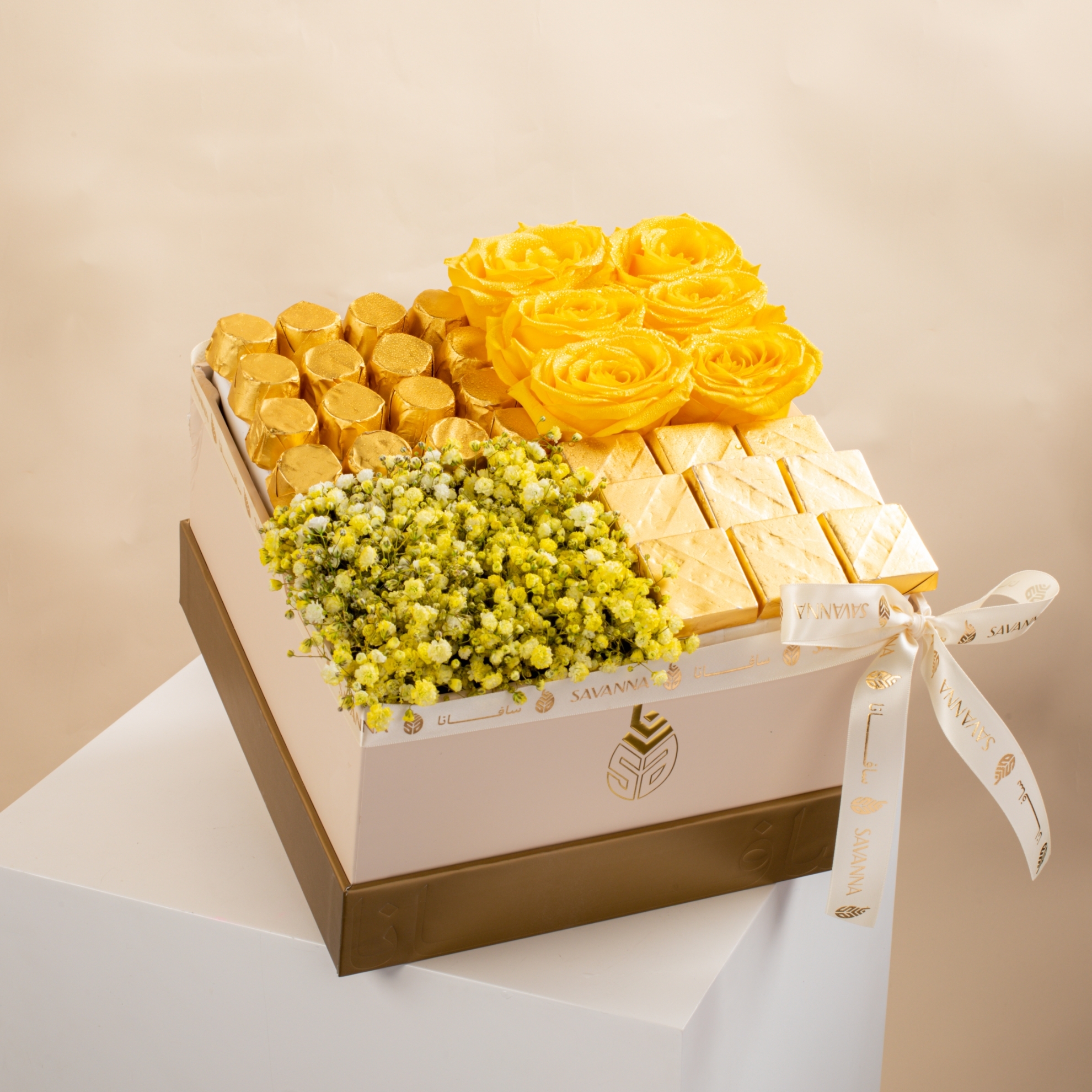 Picture of Flowers Box |Yellow Roses And Chocolate 25Pcs