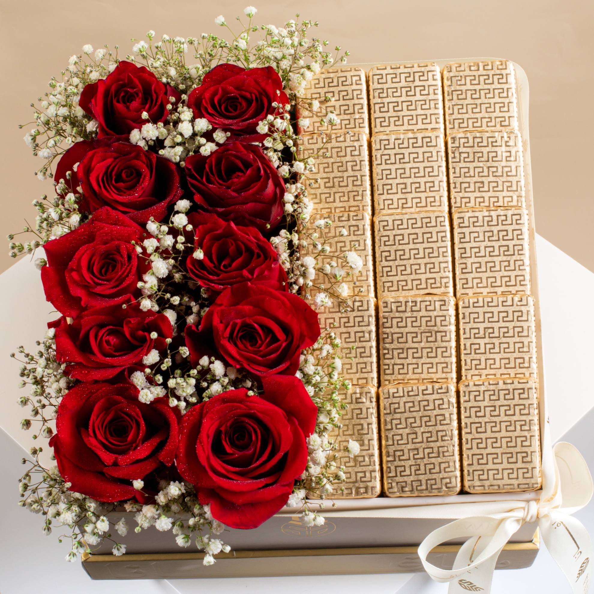 Picture of Flowers Box |Chocolate 15Pcs