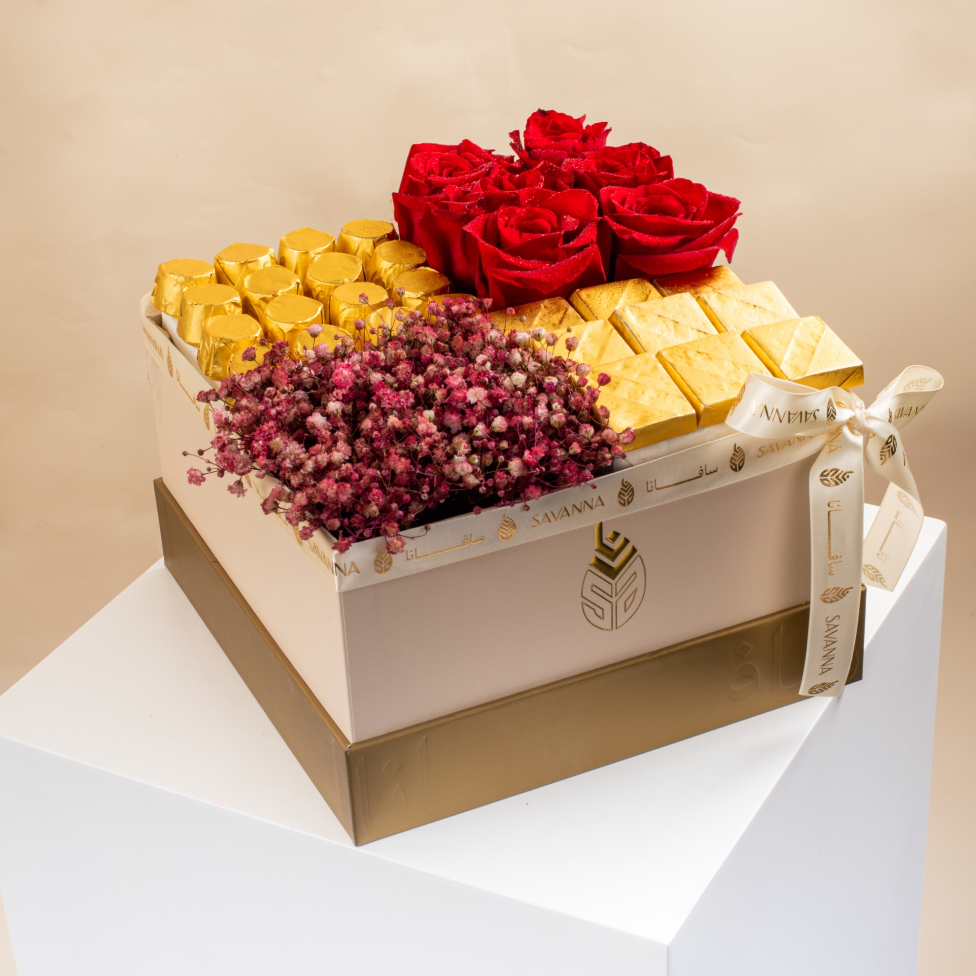 Picture of Flowers Box | Red Roses And Chocolate 25Pcs