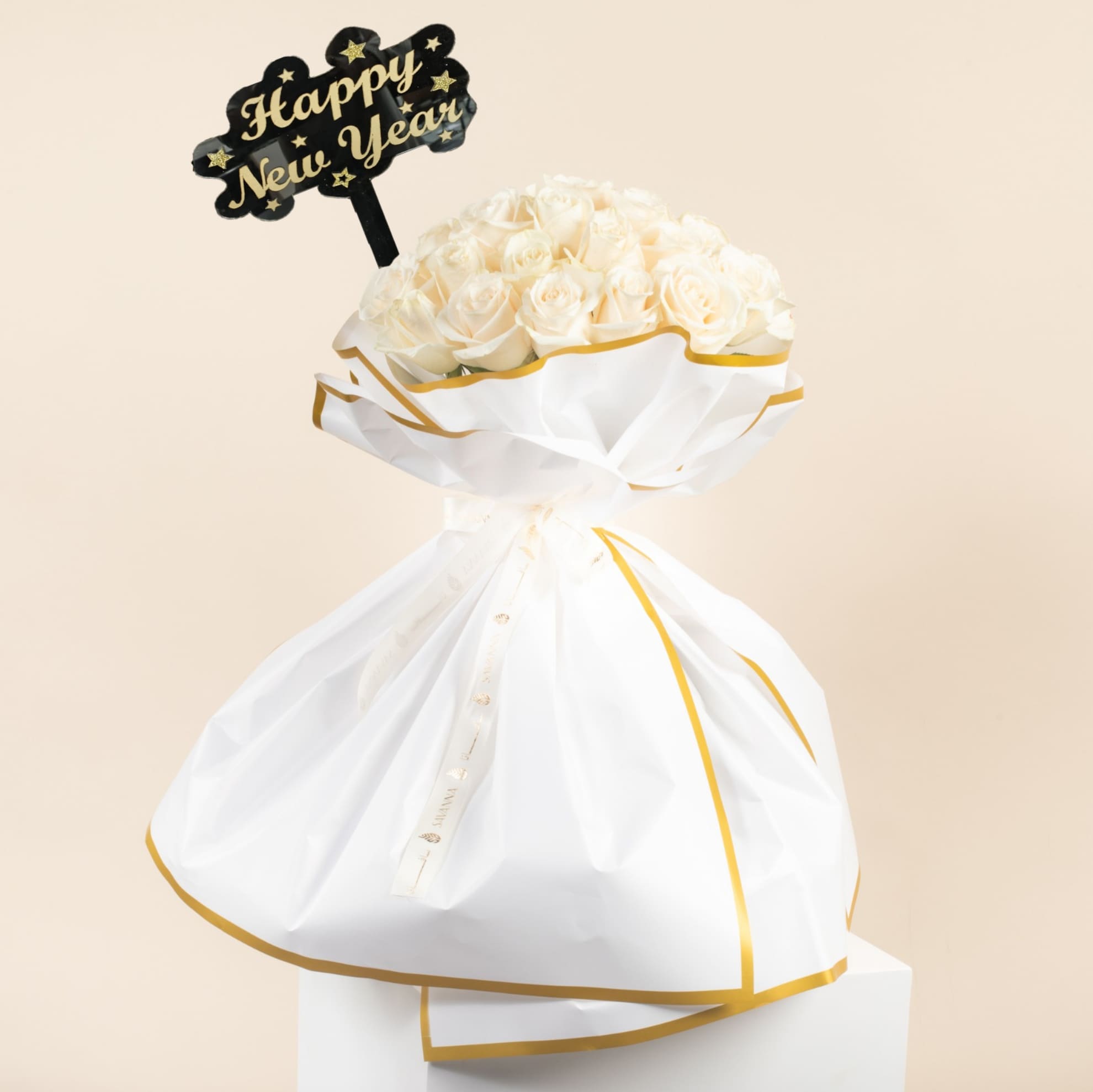 Picture of Savanna Flowers Vase |20 White Roses