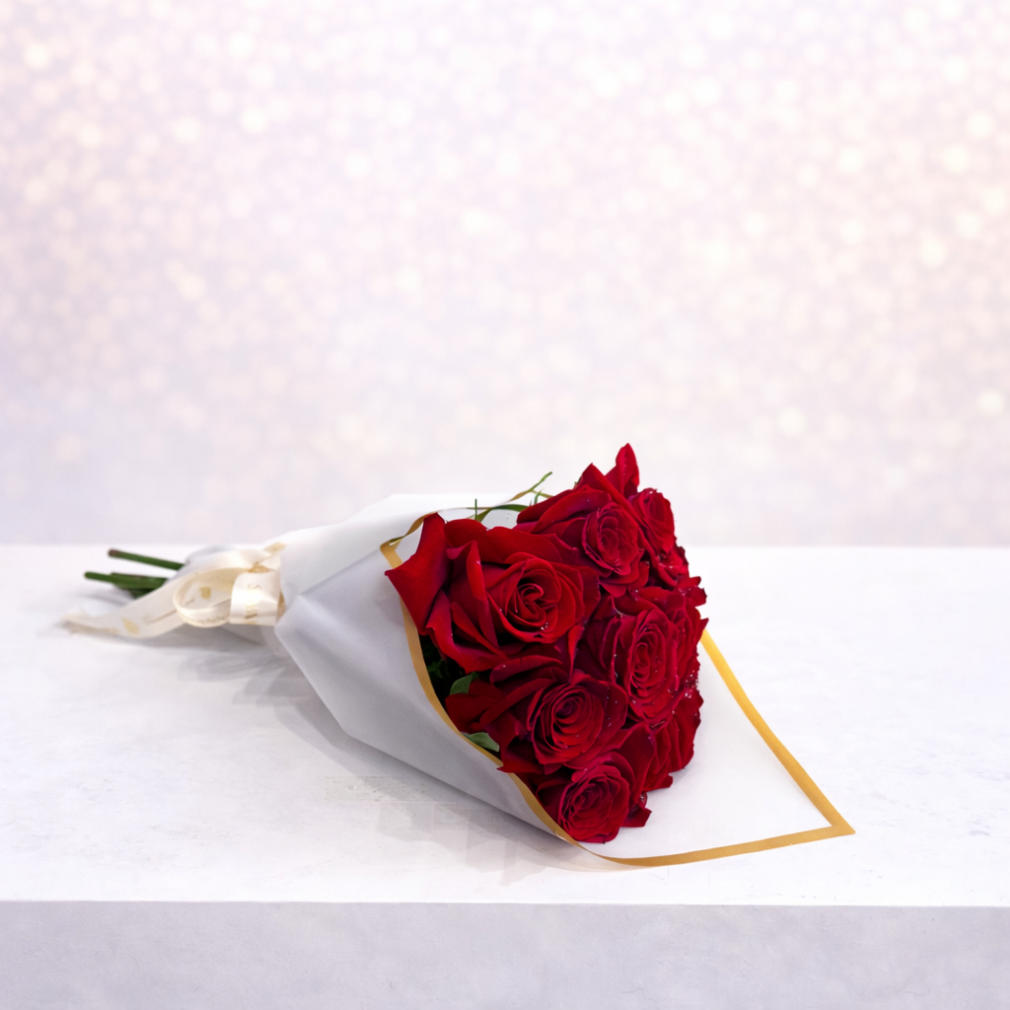 Picture of 10 Red Roses Hand Bouquet